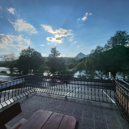 ゲストハウス Jolla