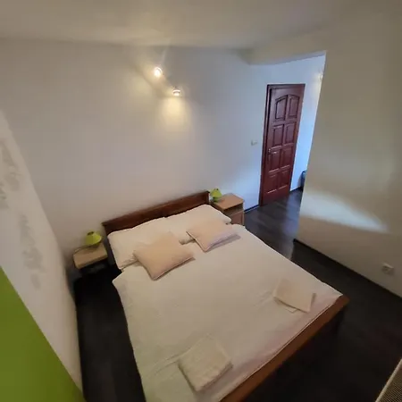 ゲストハウス Jolla 3*